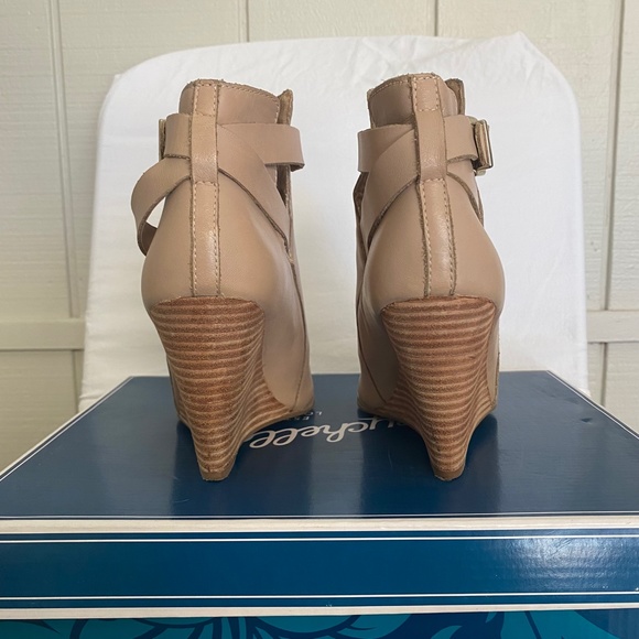 SEYCHELLES Leather Wedge Booties - Picture 5 of 11